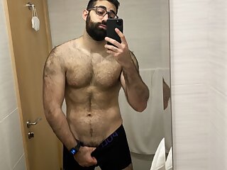 22 Arab Hottie TheLebaneseDaddy onlyfans porn